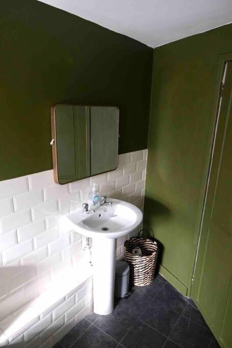 Regency Cottage 10 Minutes From Bath City Centre Exterior foto